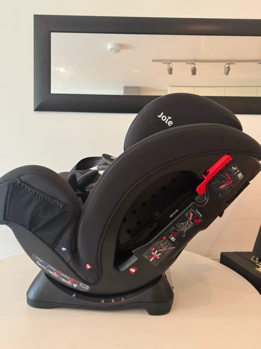 Car seat - Image 3