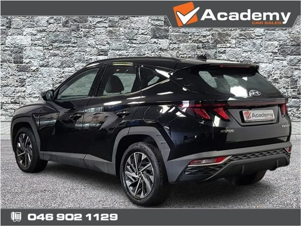 Hyundai Tucson Ix35 Executive 5DR - Image 3
