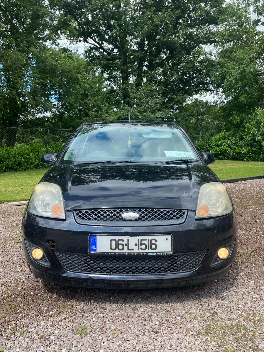 Ford Fiesta - Image 1