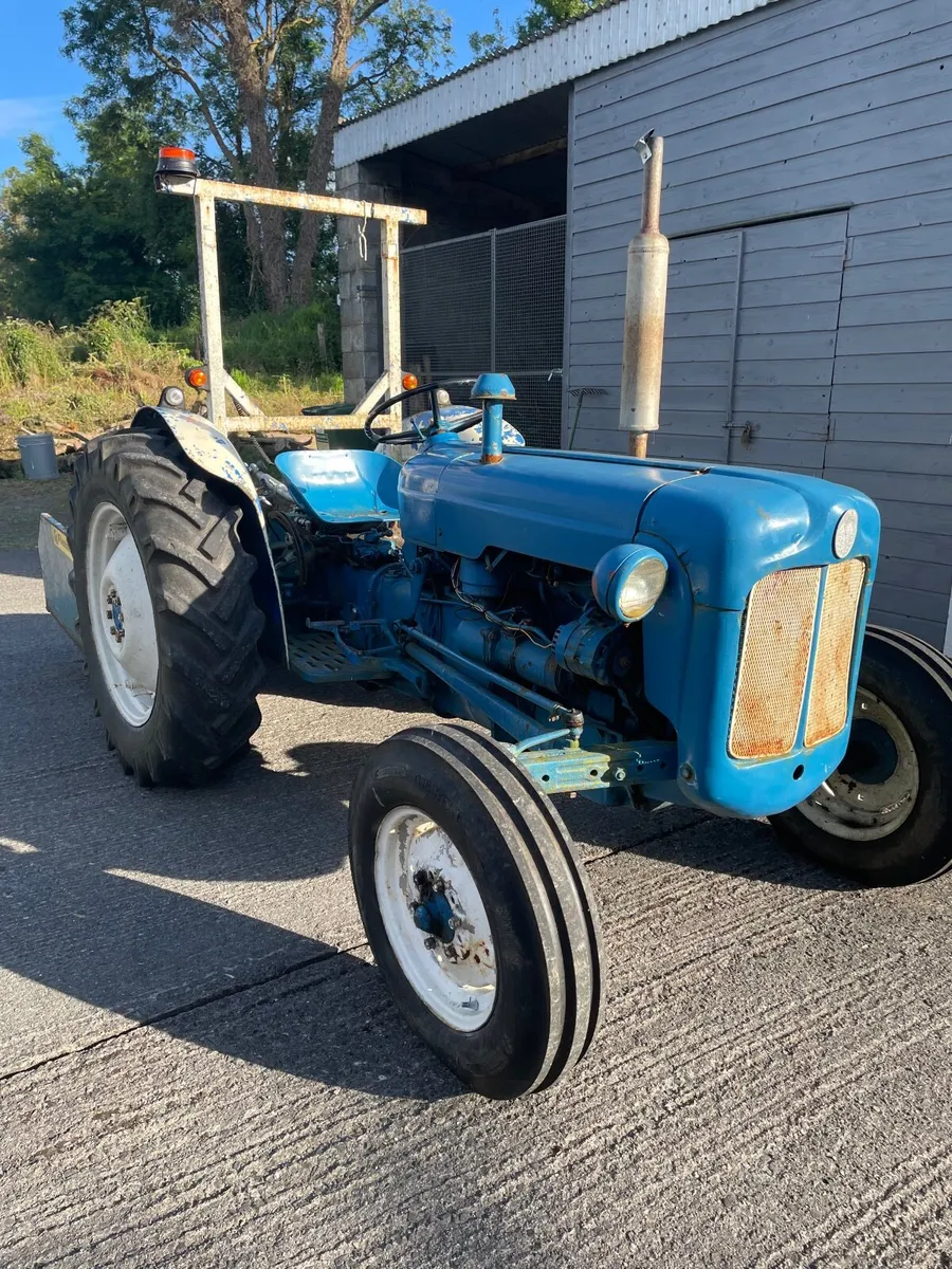 Fordson dexta - Image 1