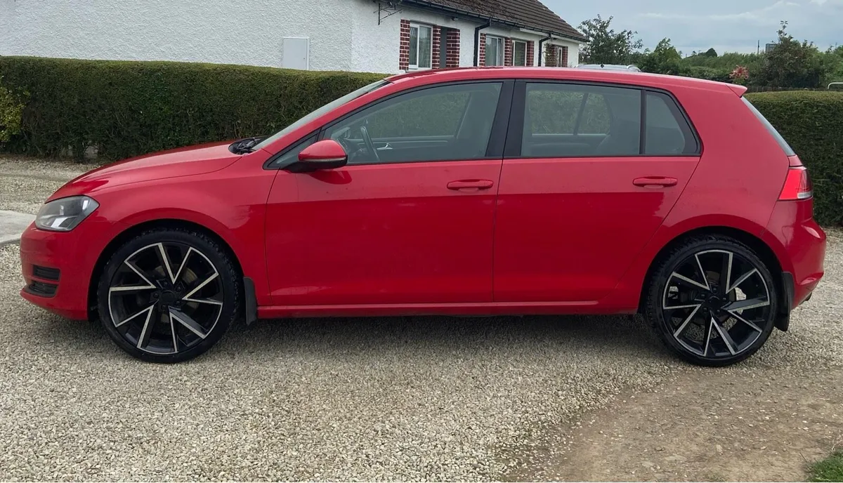 VW GOLF - Image 3