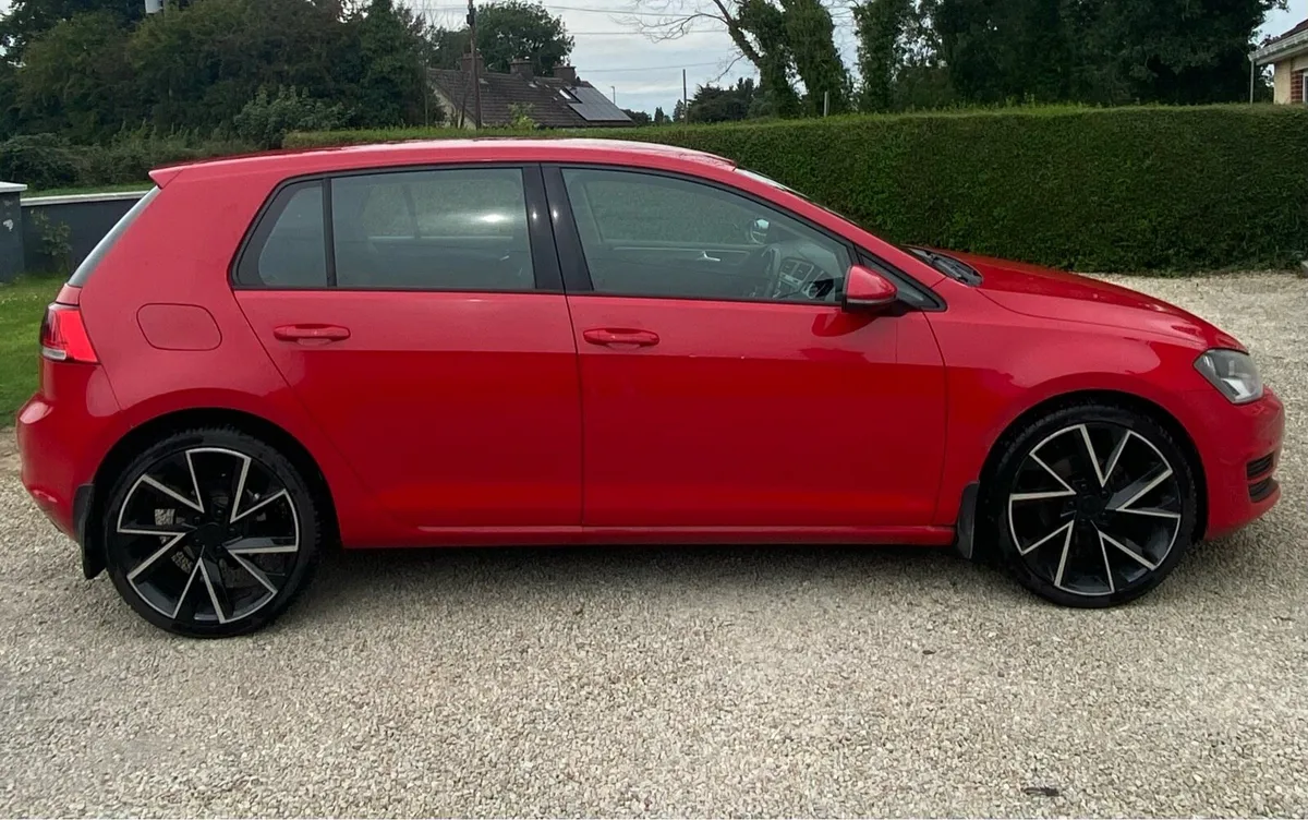 VW GOLF - Image 4