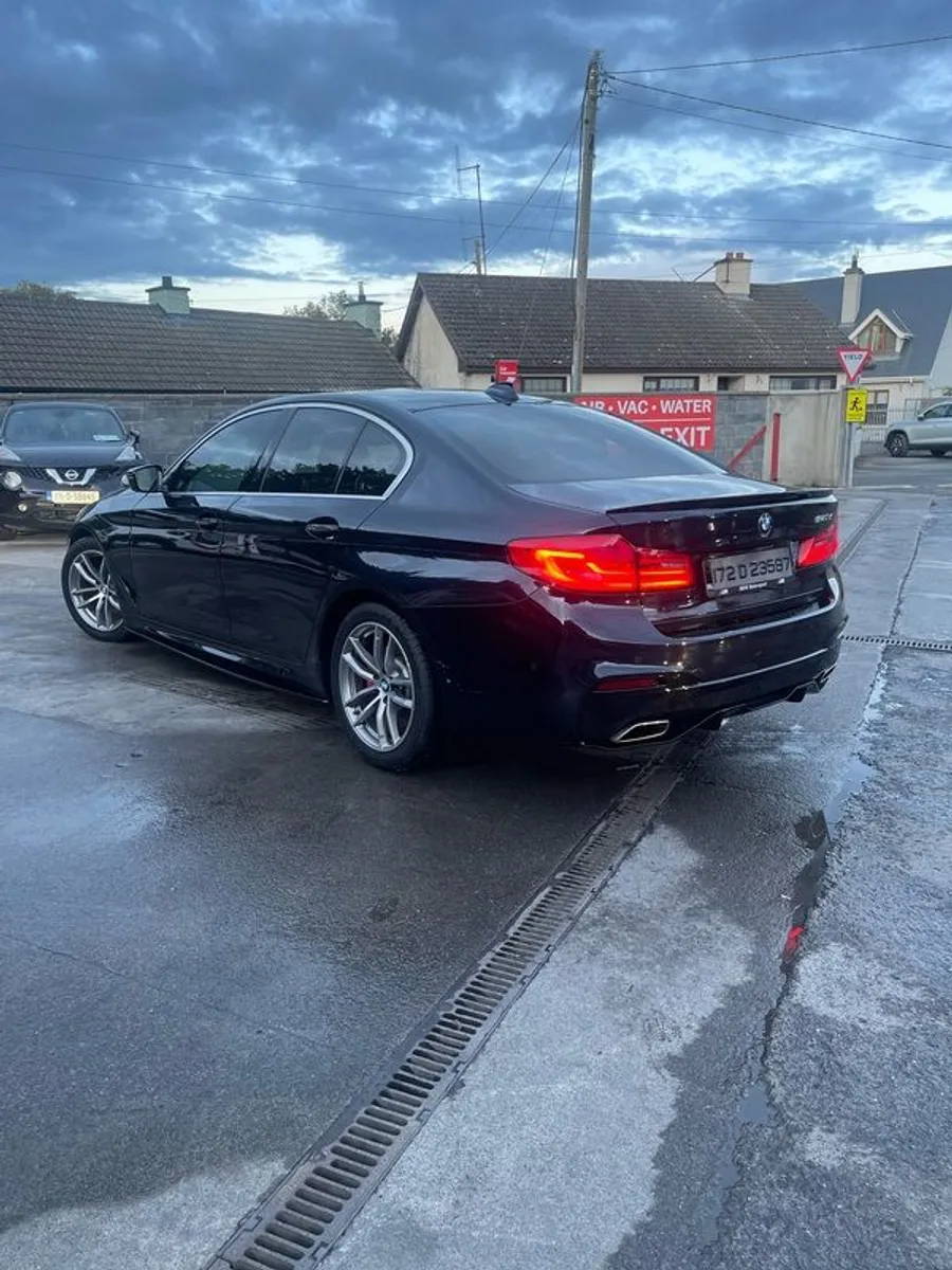 2017 Bmw 5-series - Image 3