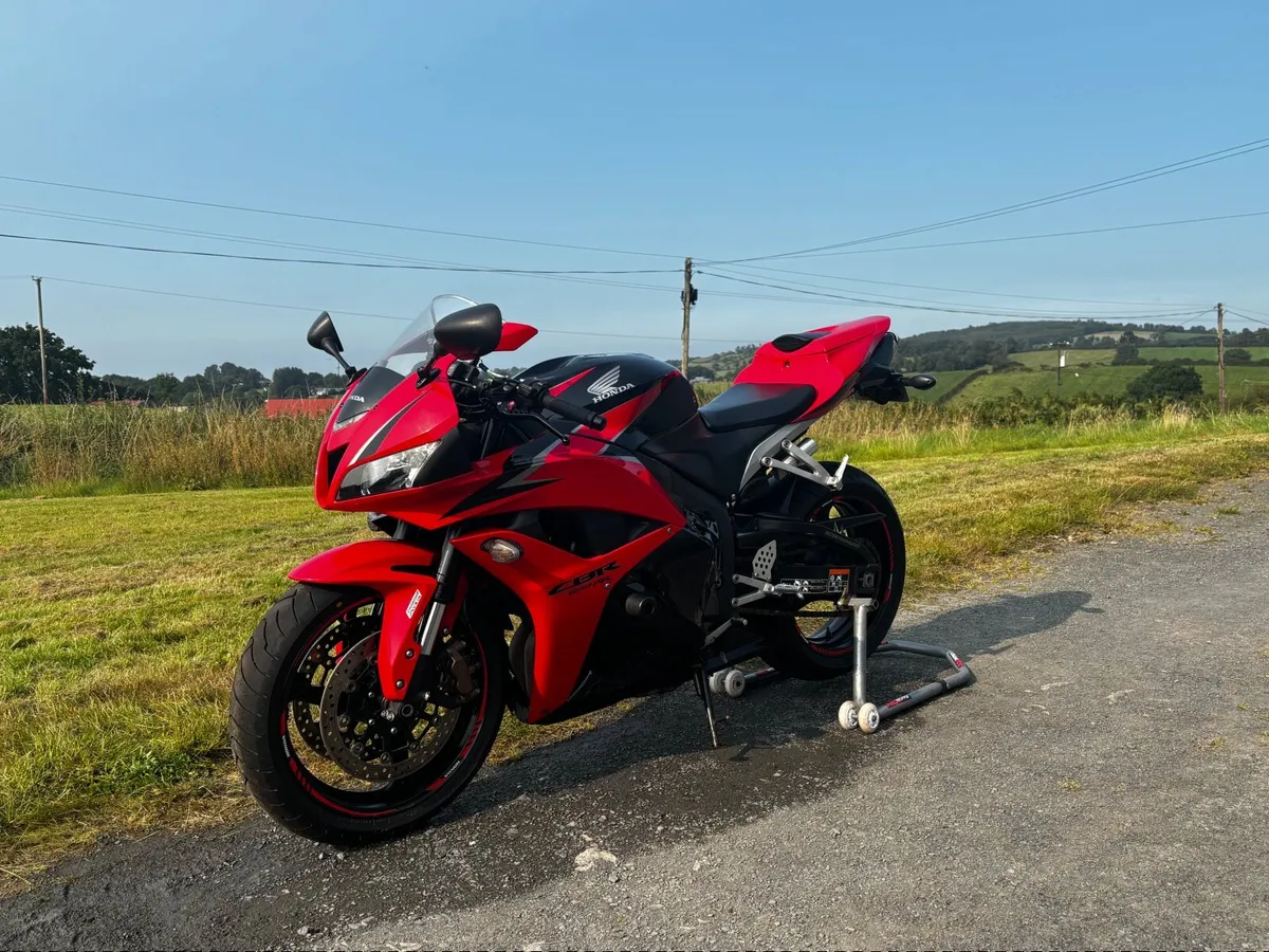 Honda CBR 600rr - Image 1