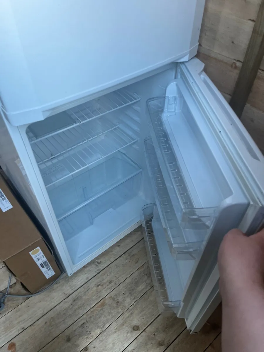 Fridge freezer - Image 3