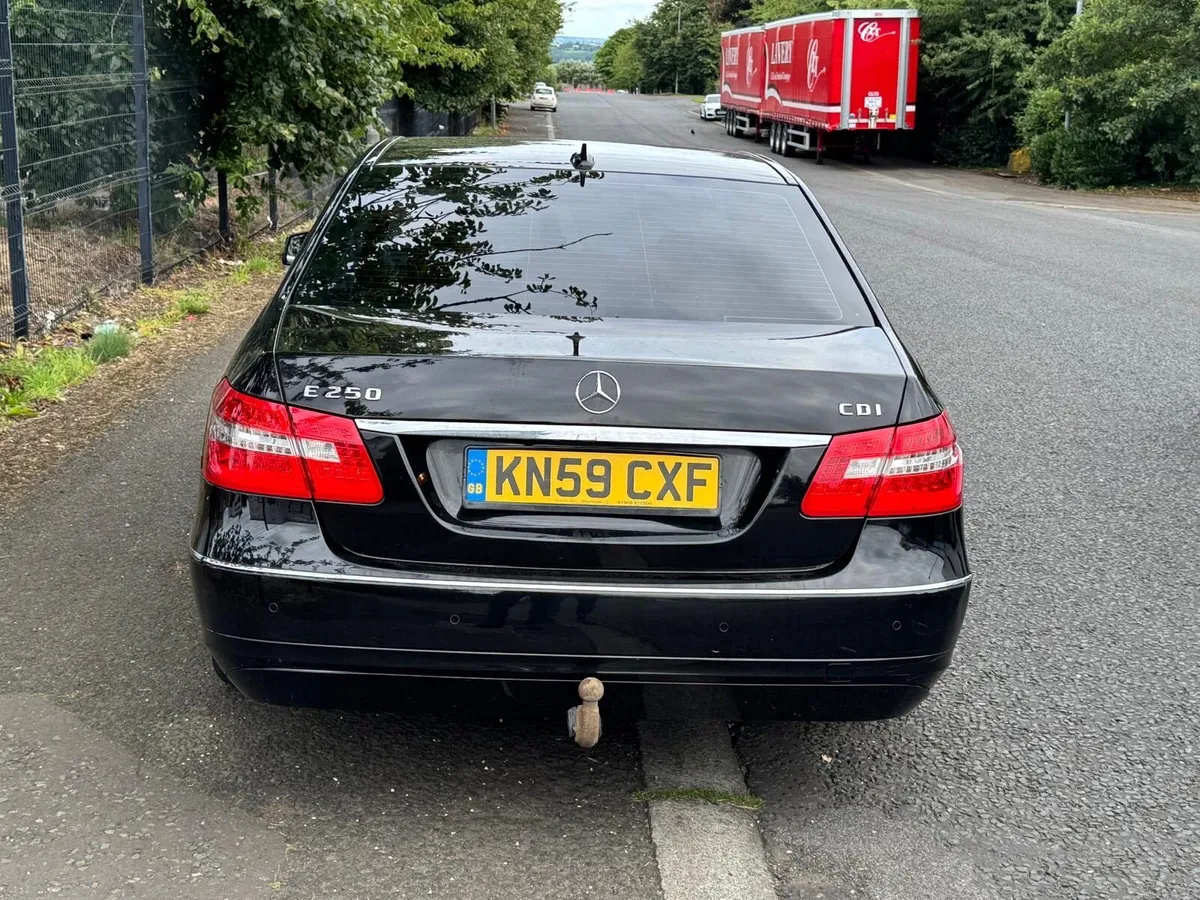 Mercedes e class 2009 e250 cdi - Image 4