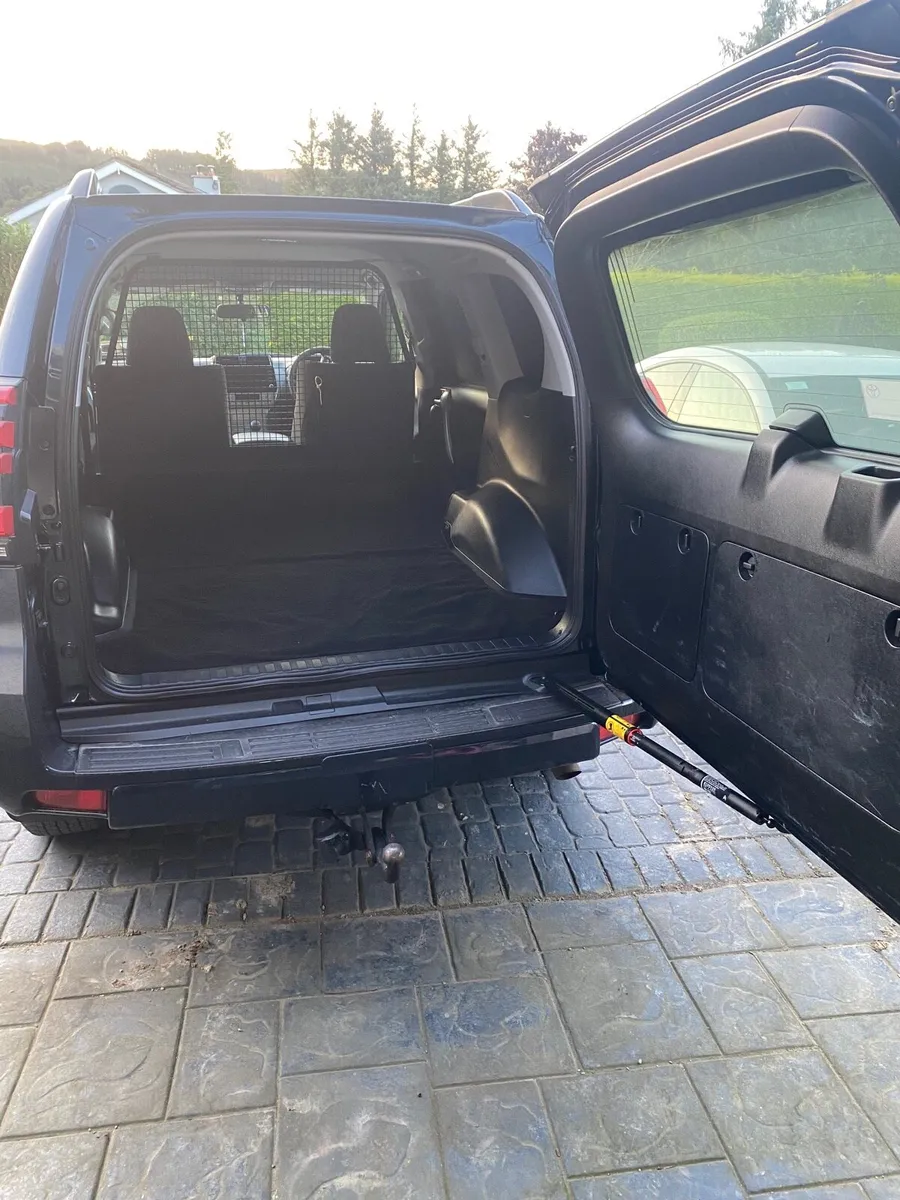 Toyota  landcruiser - Image 3