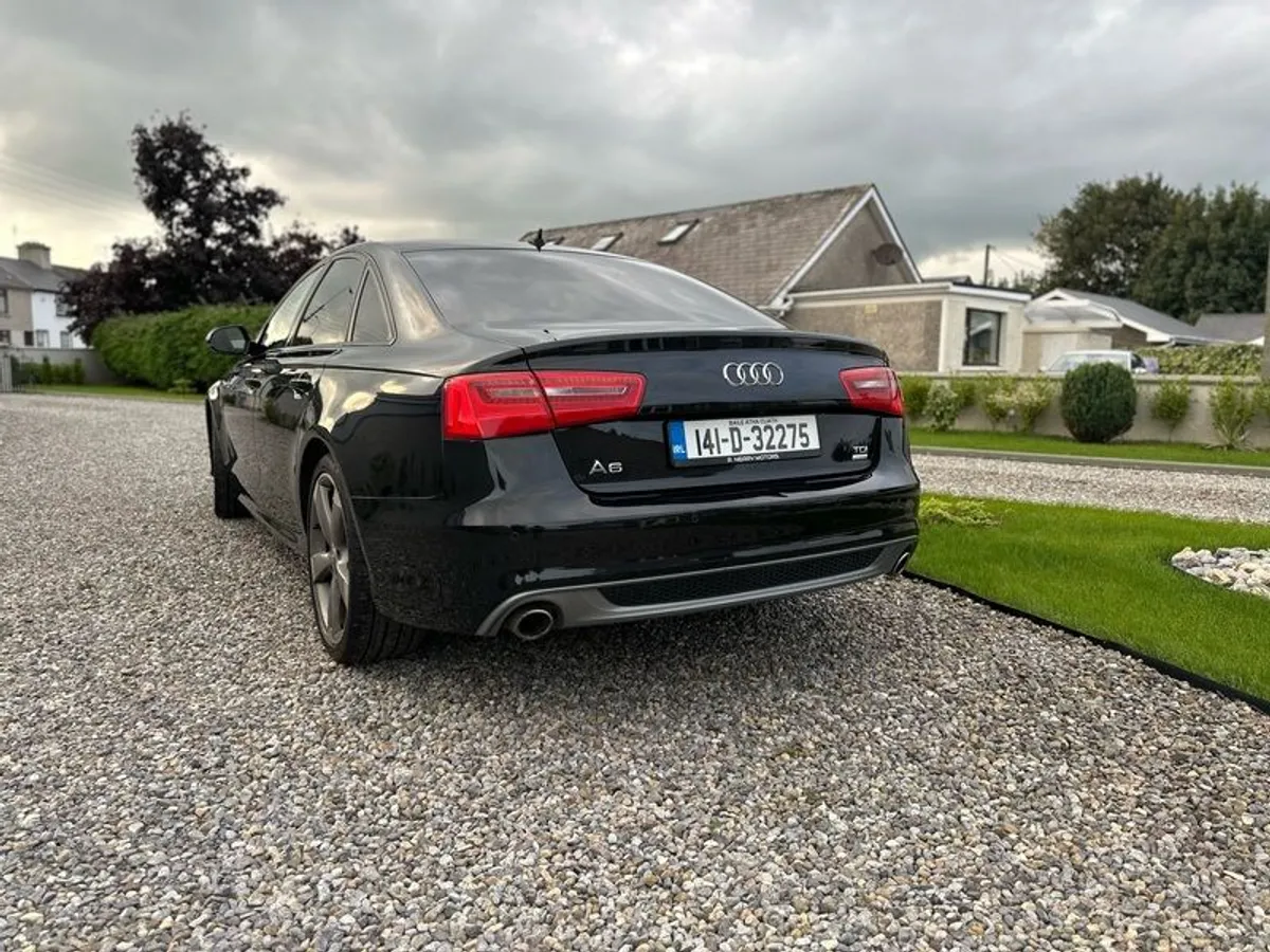 Audi A6 S-line Ultra Black - Image 4
