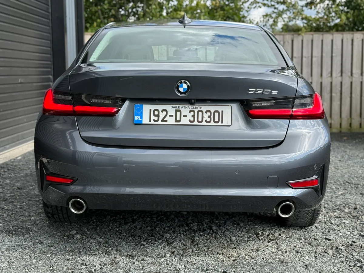 192 Bmw 330e Sport New Model - Image 4