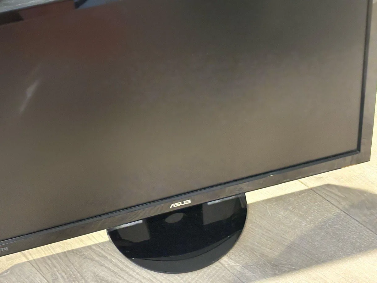 Monitor - Image 1