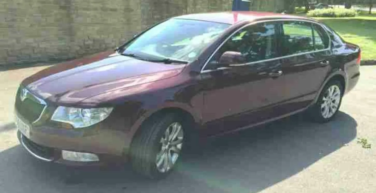 Skoda Superb 2012 - Image 3