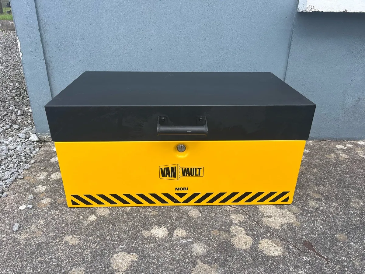Steel site tool box - Image 1