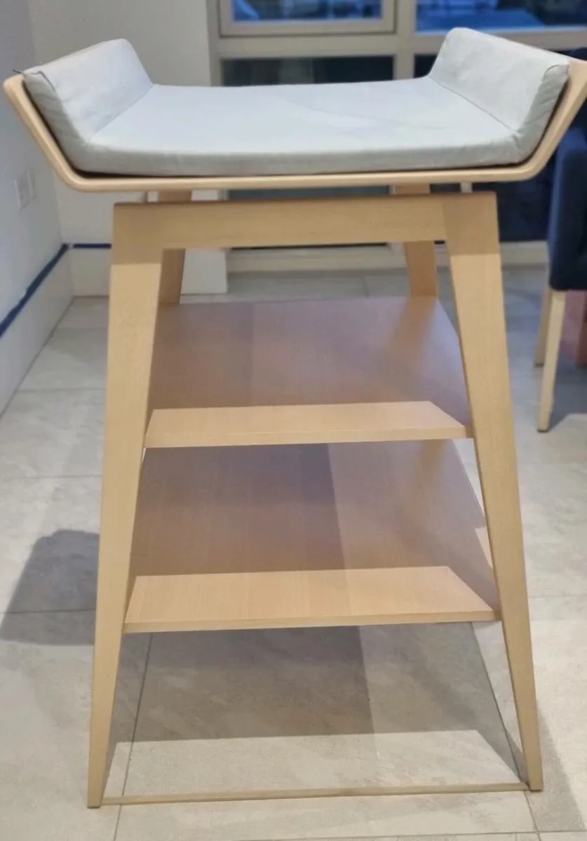 Leander Changing Table - Image 1