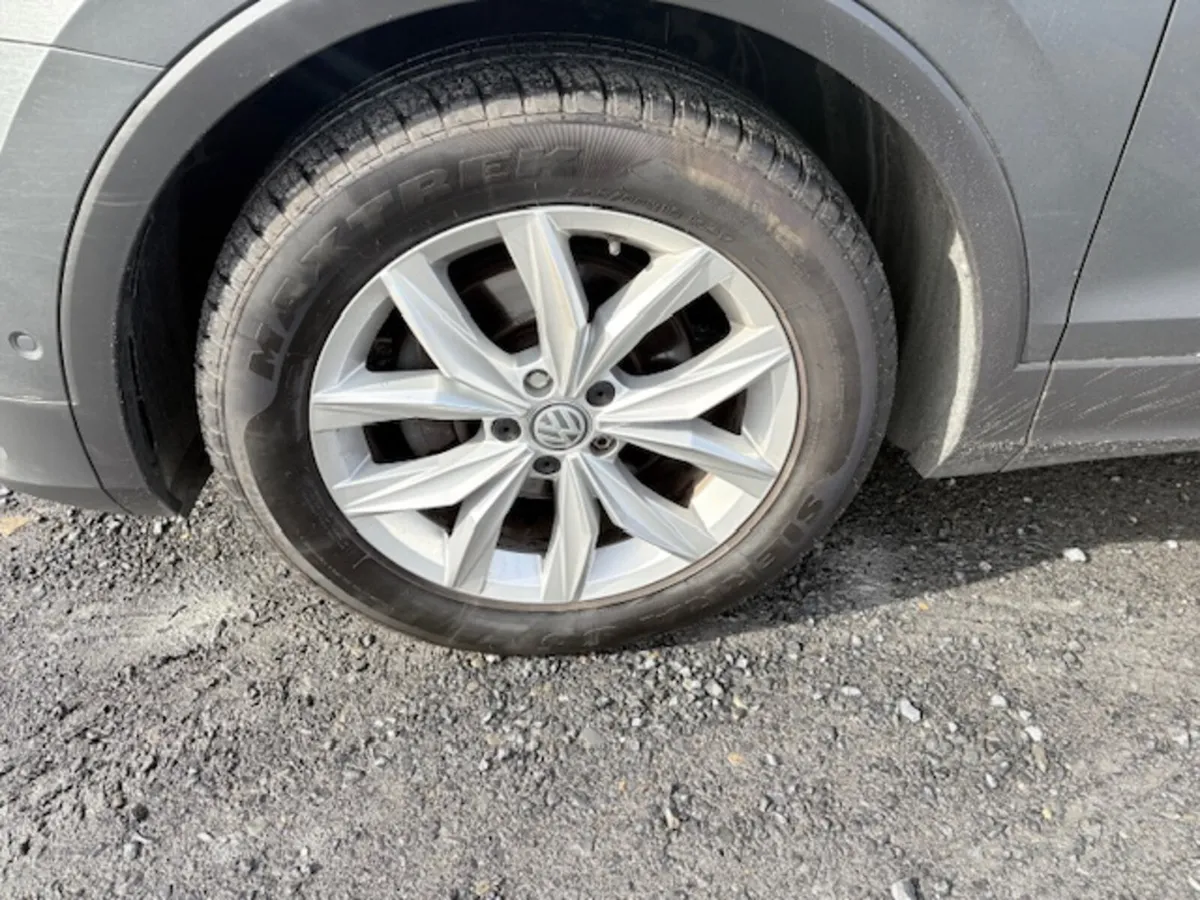 Volkswagen Tiguan Highline - Image 2