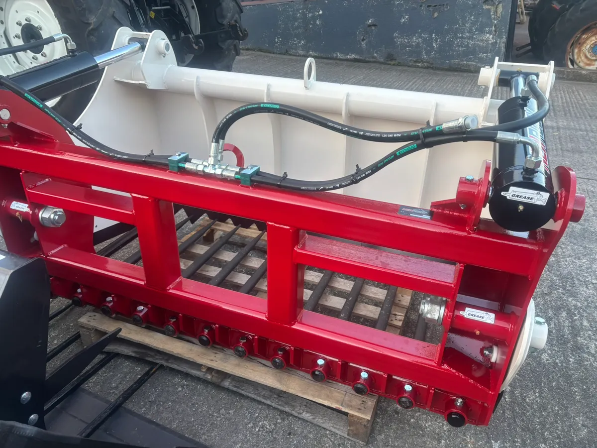 NEWROCK SHEAR GRABS - Image 2