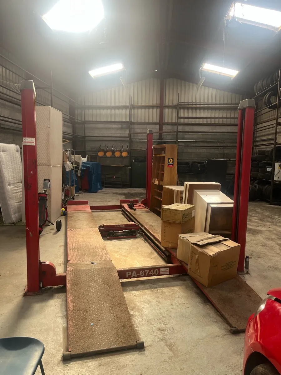 Clearance of Garage Equipment - Image 3