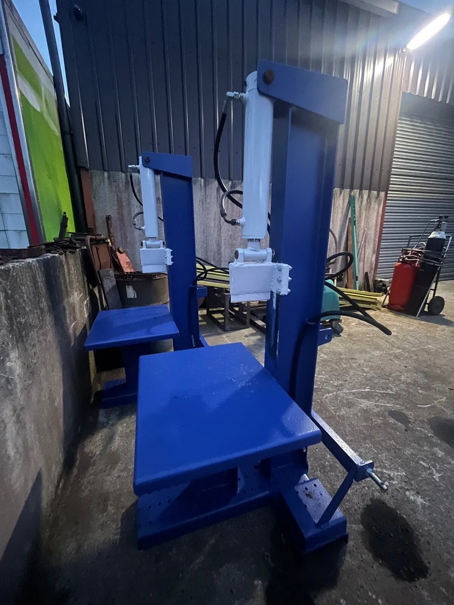 Brand New Log Splitters - Image 3