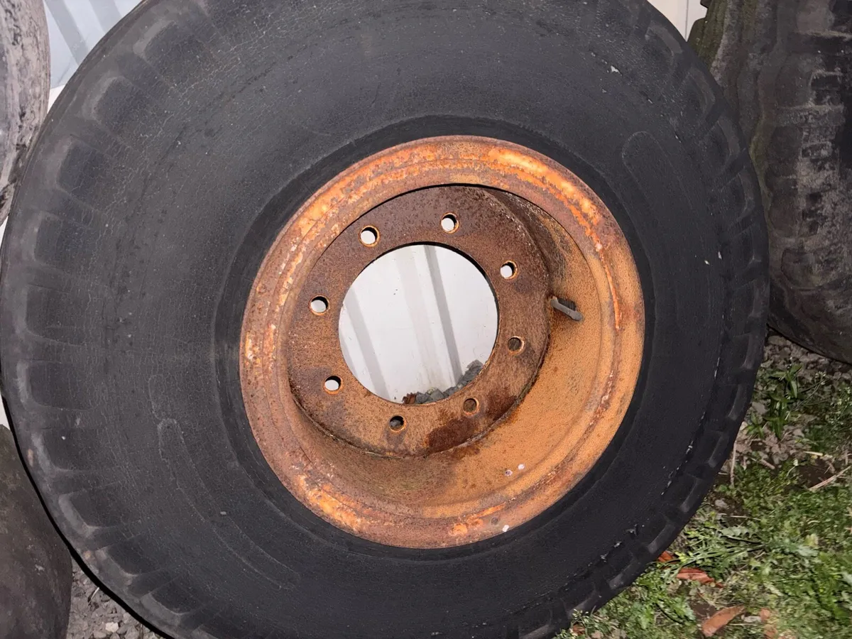 Selection of wheels for trailers and low loaders - Image 4