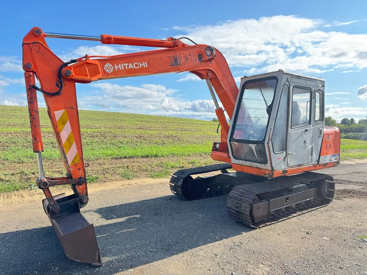 Hitachi EX60-1 - Image 1