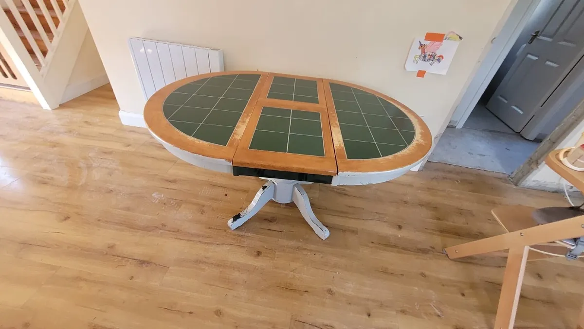 Free Dining table and chairs - Image 2