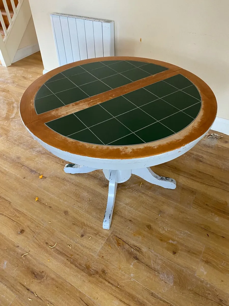 Free Dining table and chairs - Image 3