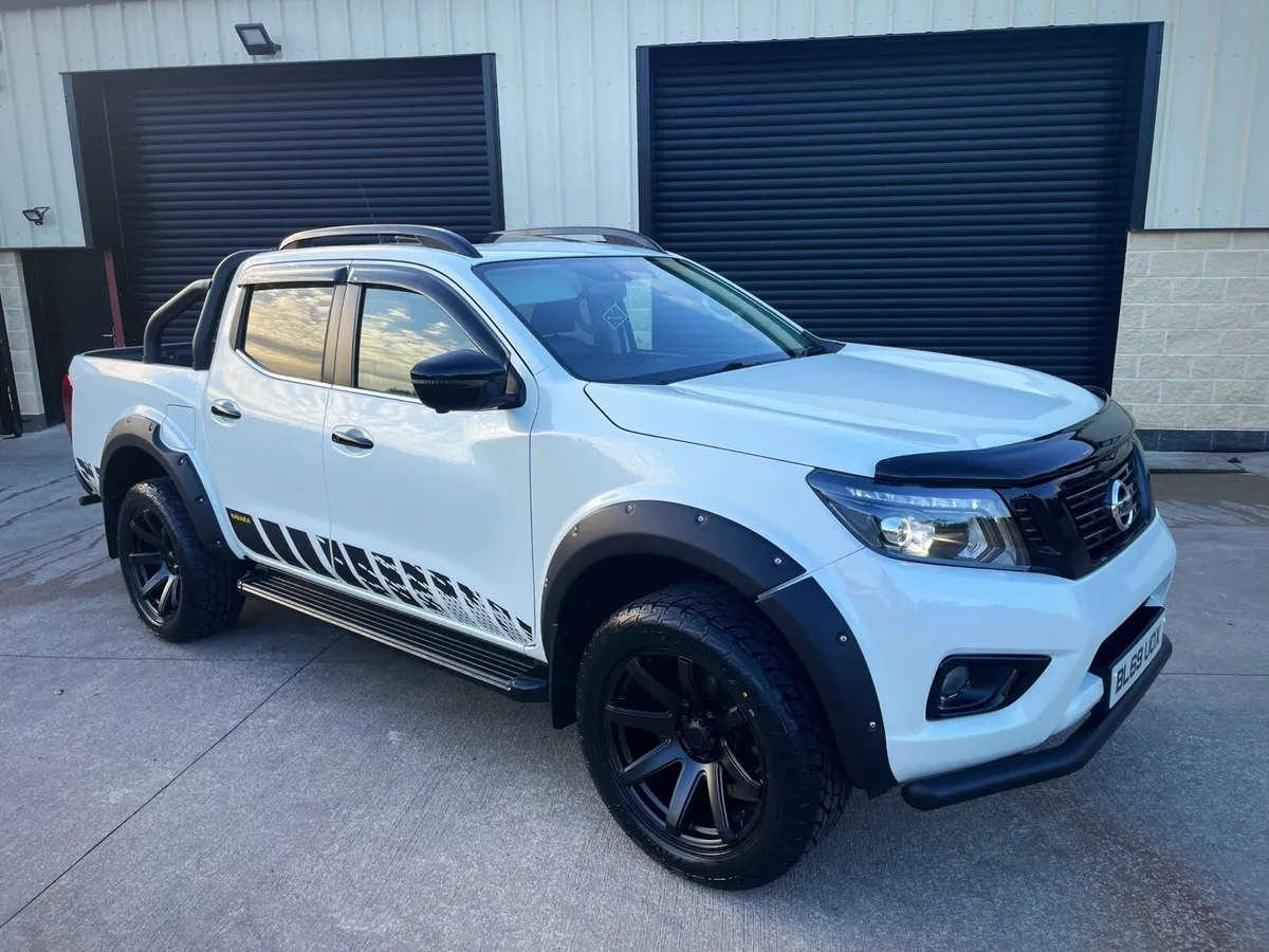 2020 NISSAN NAVARA 2.3 DCI N-GUARD AUTO - Image 1