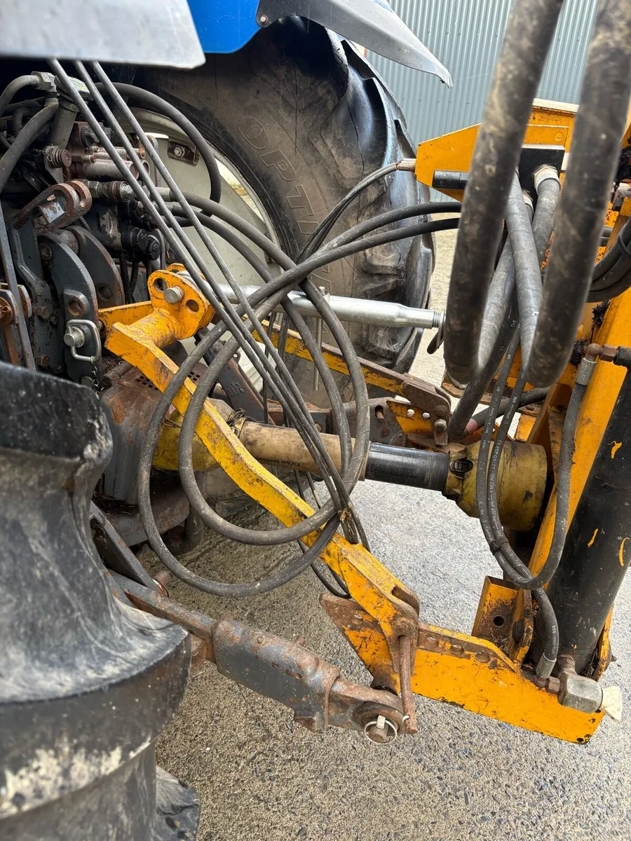 Mcconnel PA470 hedgecutter - Image 3