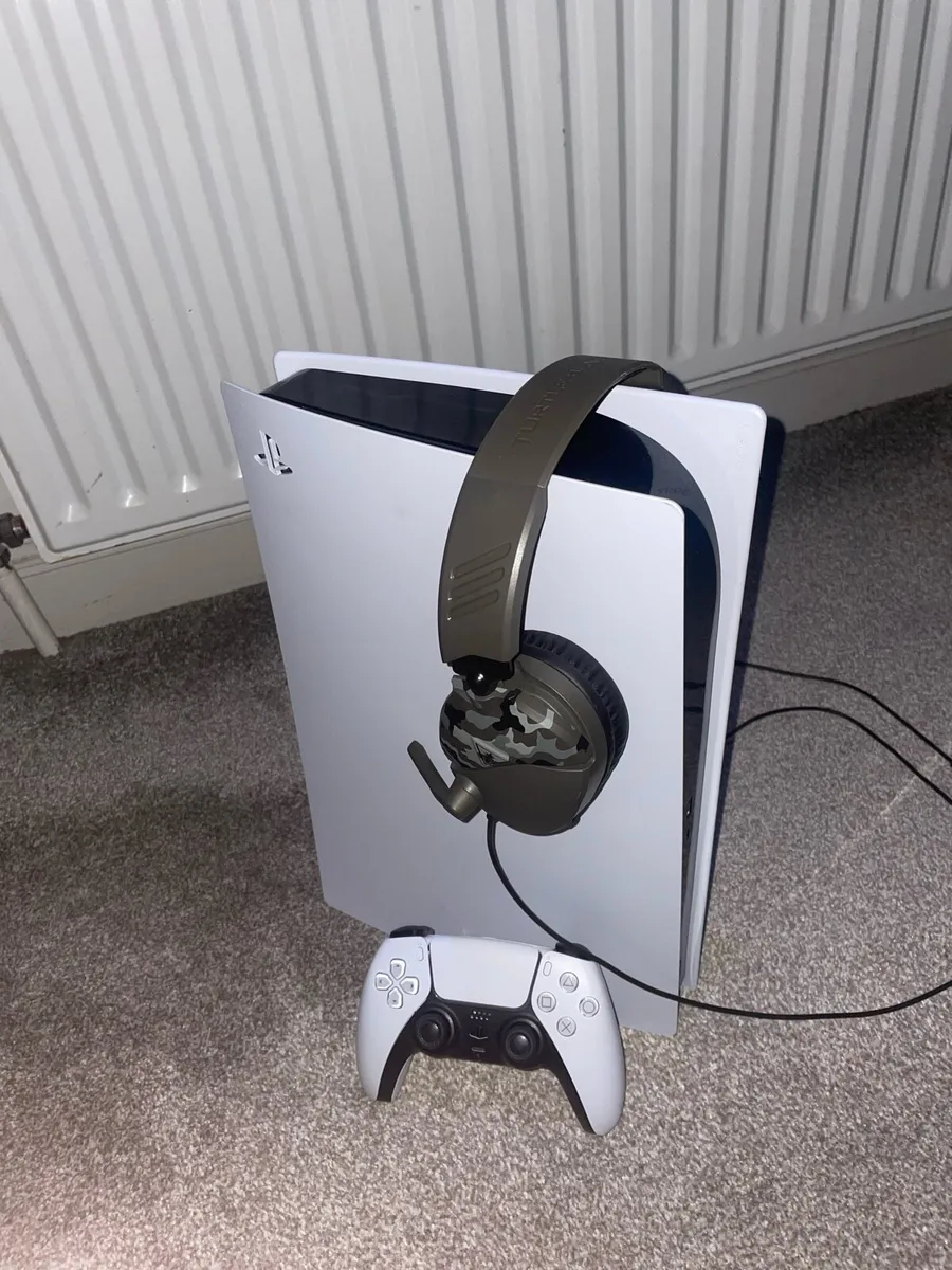 🔥PS5!! (excellent condition,Rarely used) - Image 3