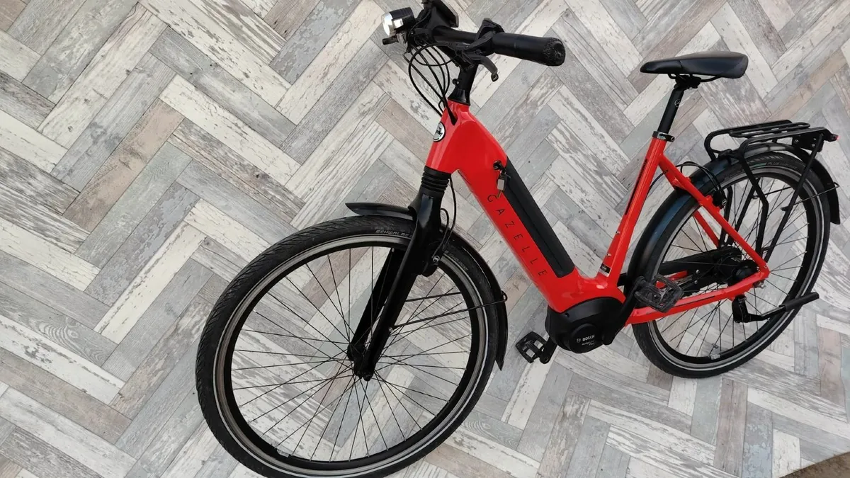 GAZELLE ULTMATE C8+, BOSCH ENGIN,BATTERY - Image 4