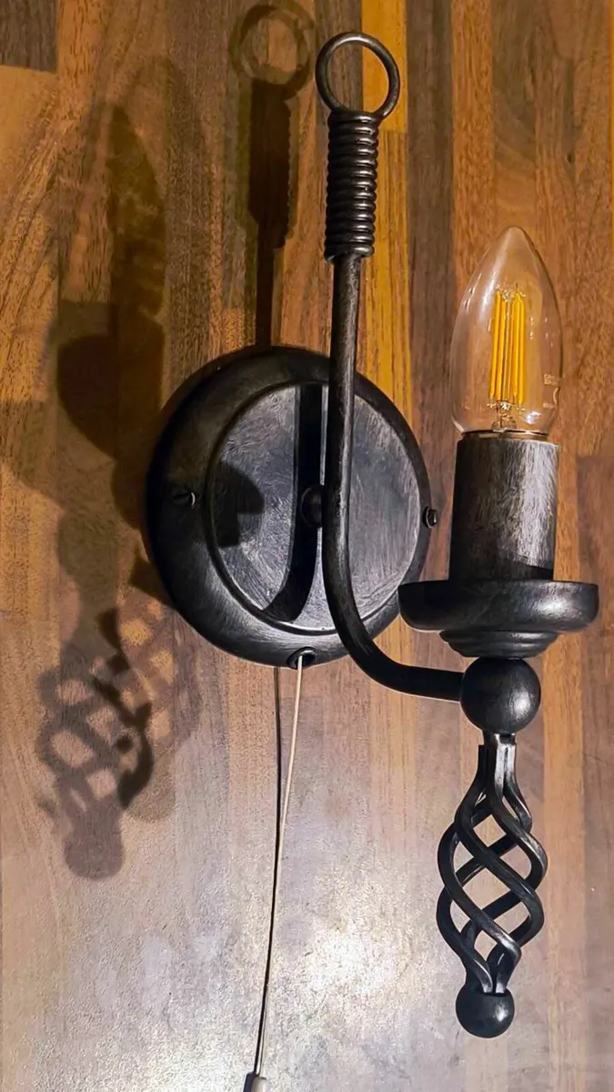 Electronic Candle Holder House Candlestick set 2 - Image 4