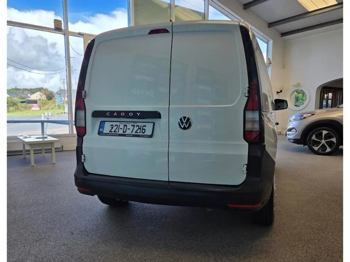 Volkswagen Caddy Cargo TDI 75hp Manual 6speed FWD - Image 4