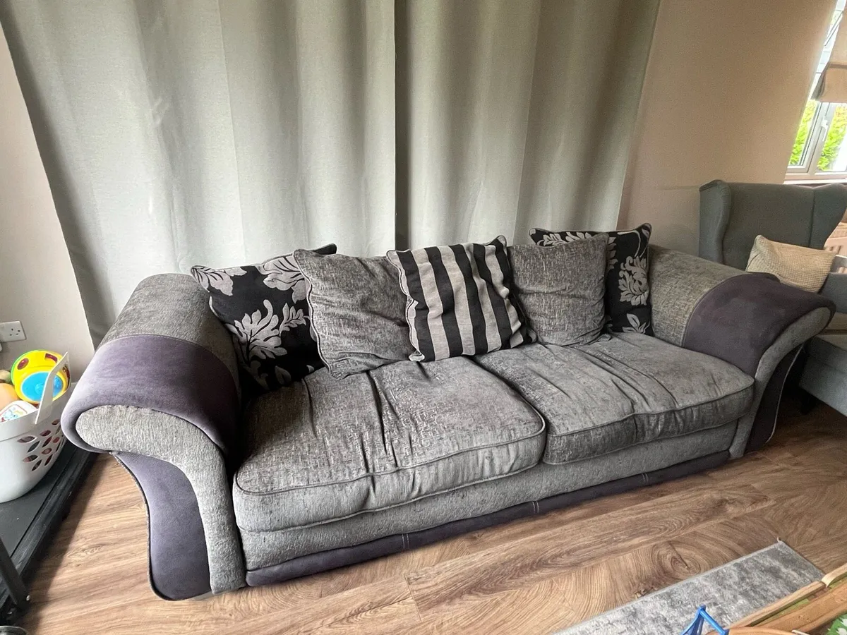 Large sofa - Image 1