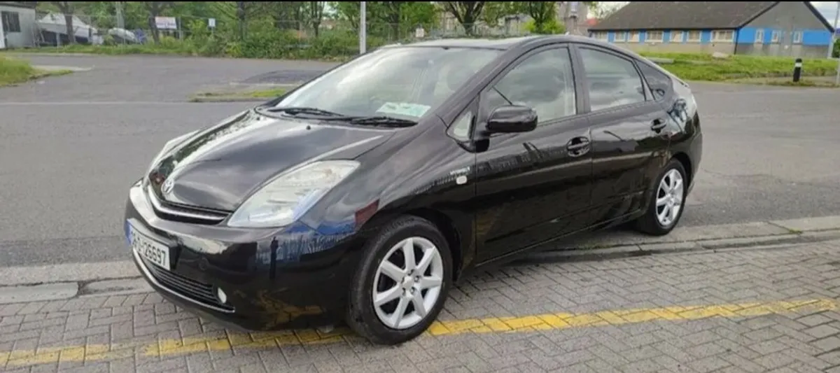 "Toyota" Prius - Image 3