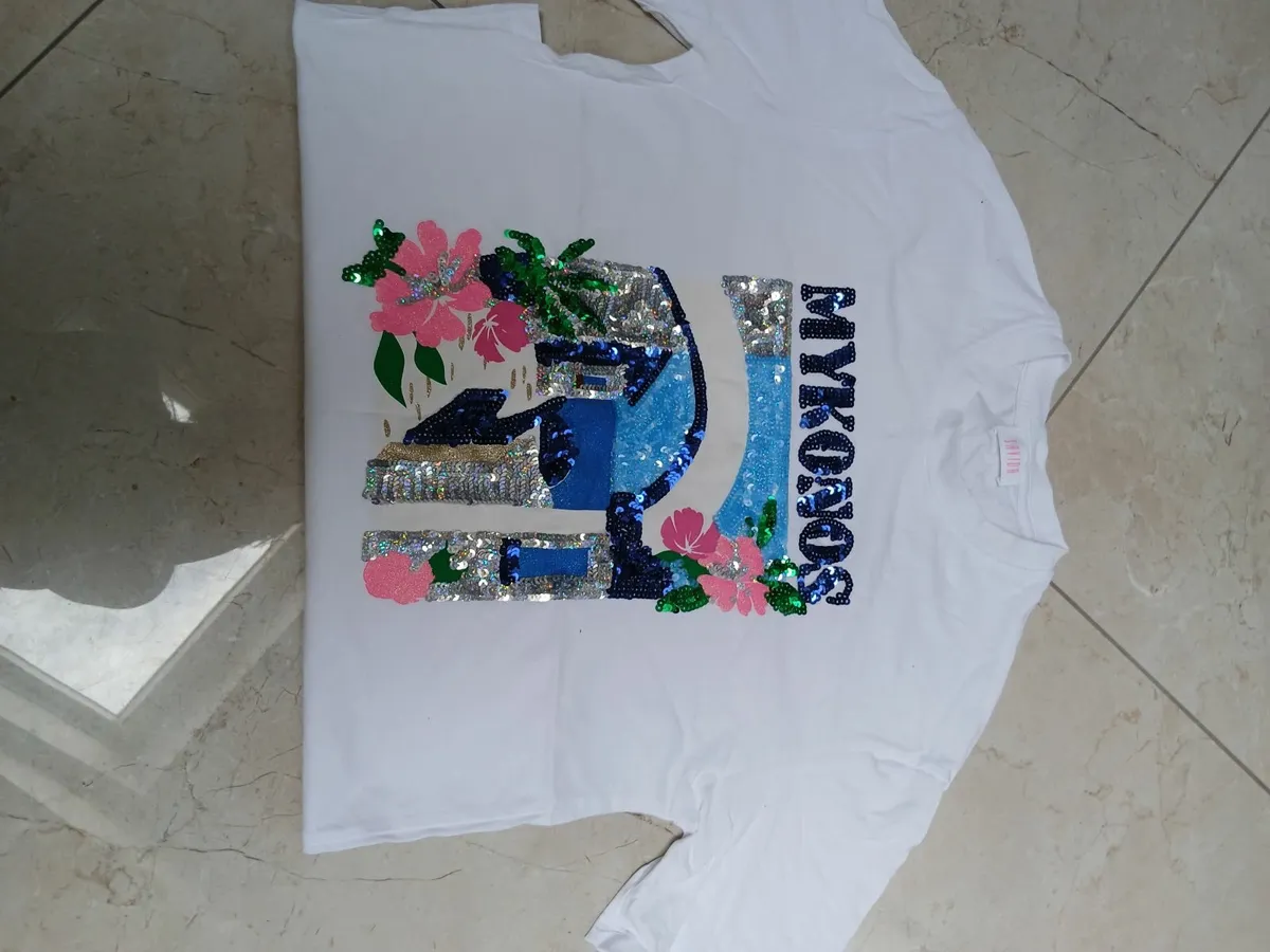 Ladies tops and jeans - Image 4