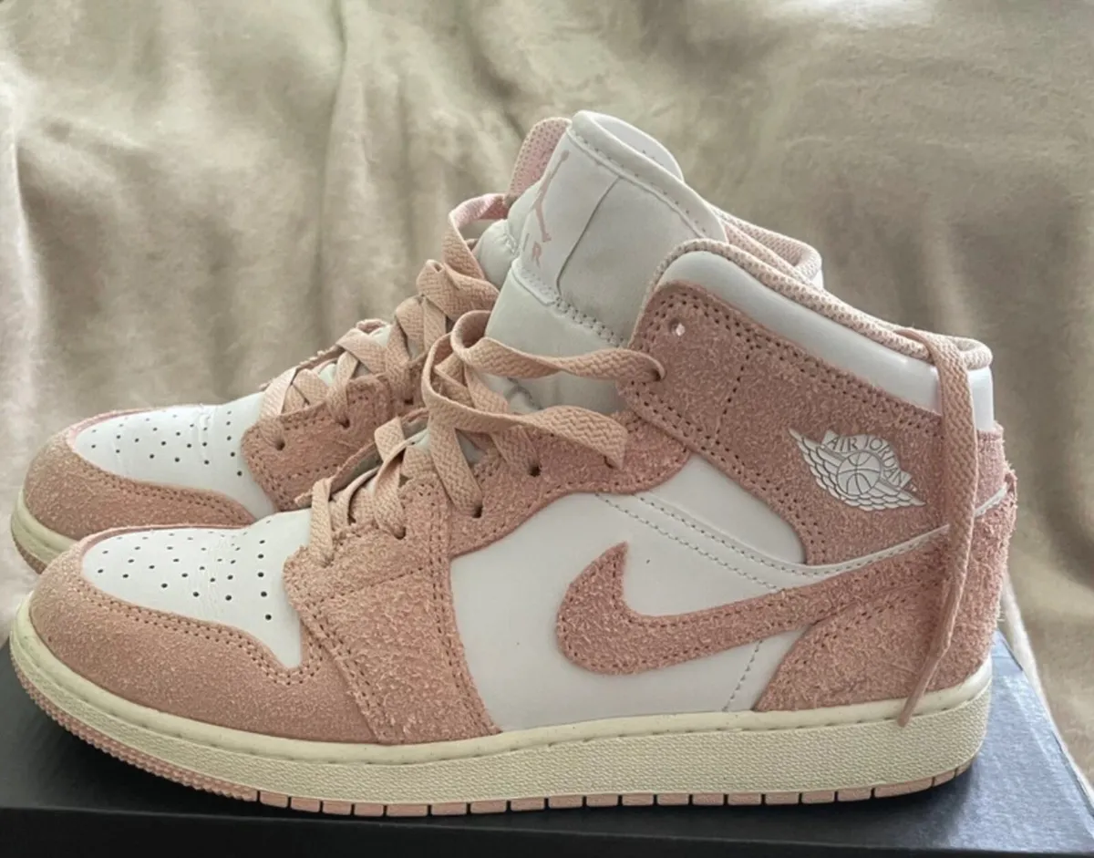 Pink Nike Air Jordan 1’s (size 6) - Image 2