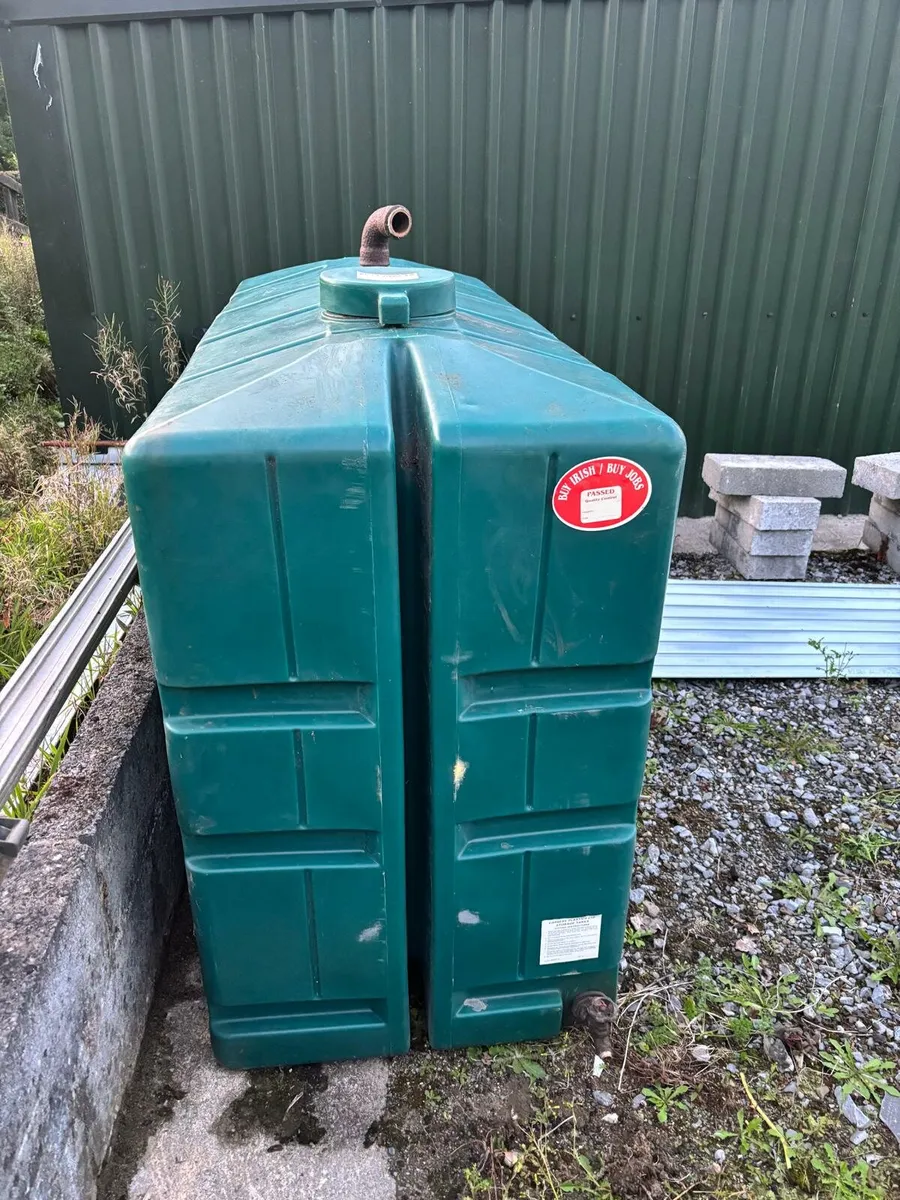 Oil tank - Image 2