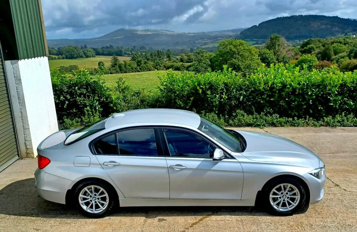 2014 BMW 320D ☆ NEW NCT / LEATHER ☆ - Image 2