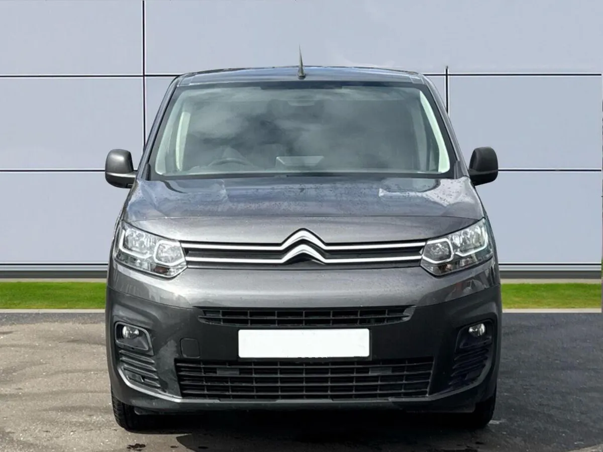 212 Citroen Berlingo Low Km - Image 2