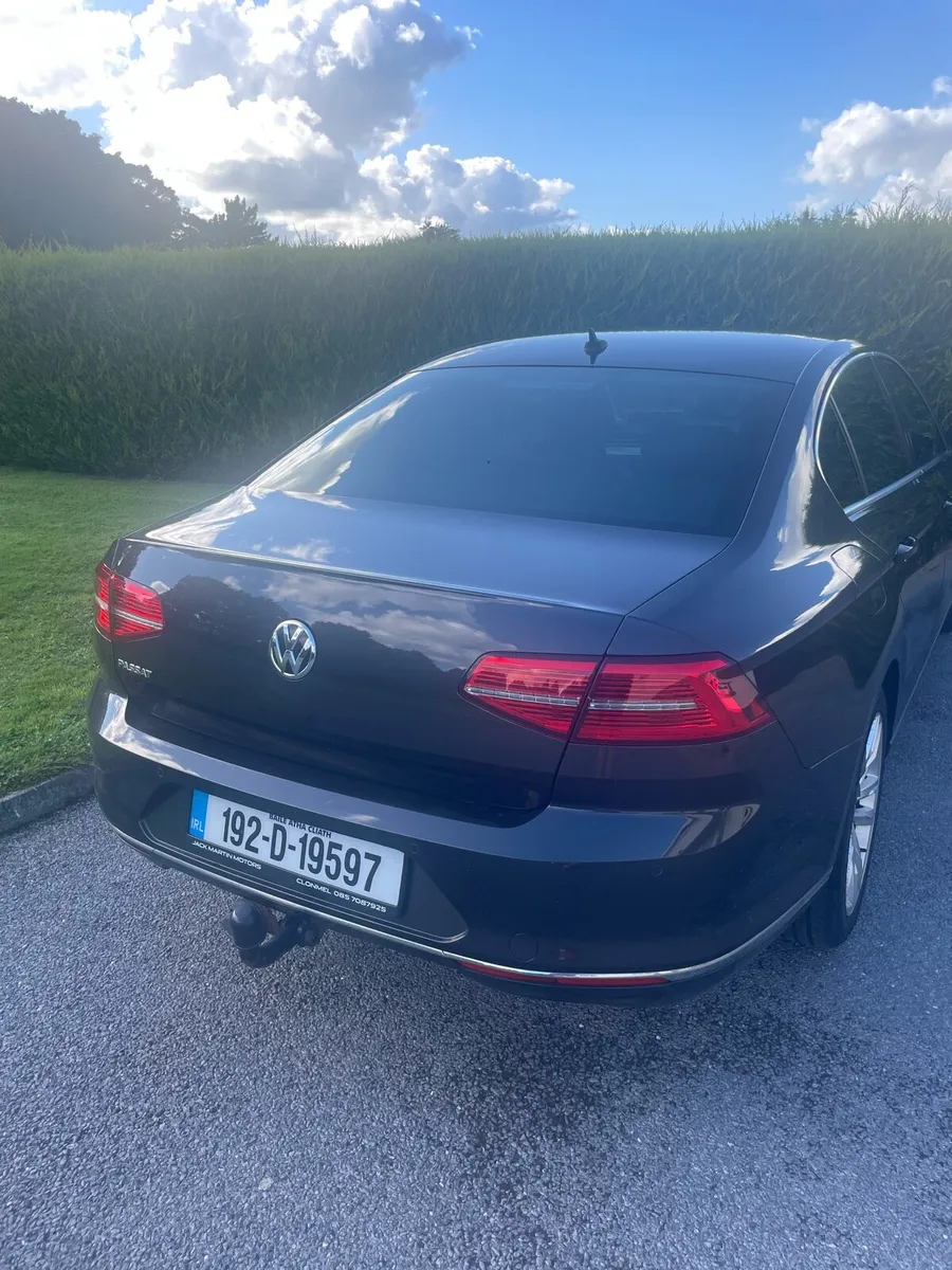 192 Volkswagen Passat Highline 2.0 TDI Luxury Trim - Image 4