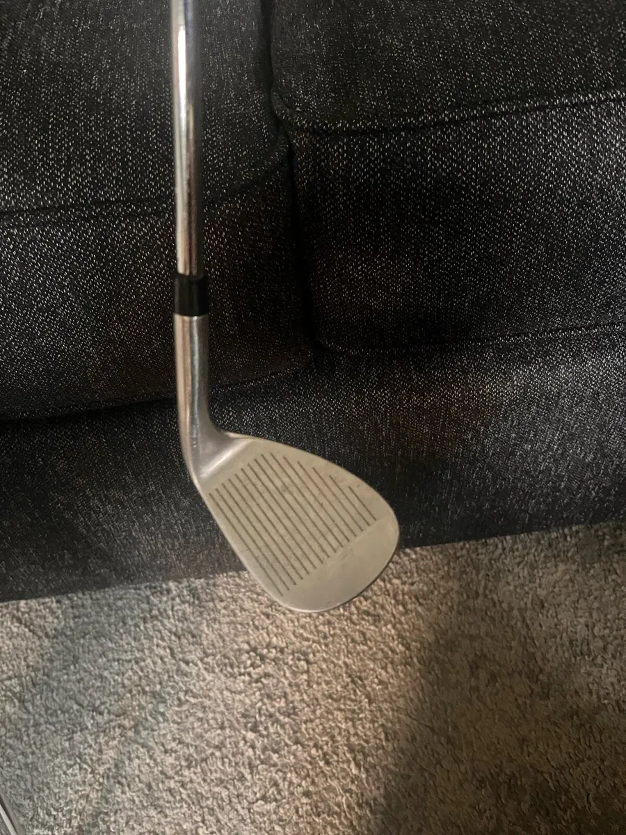 Spalding 52 degree wedge LH - Image 1