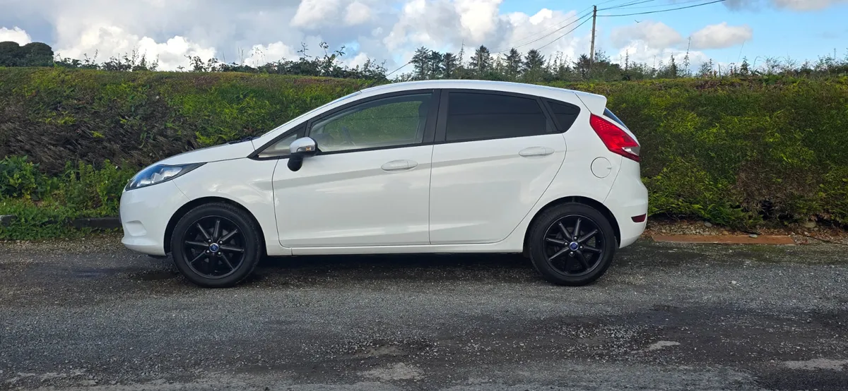 Ford Fiesta 2012 Low Mileage - Image 3