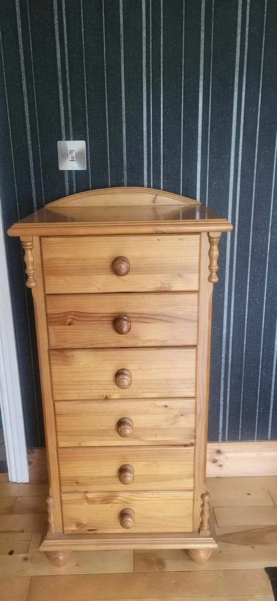 Tall chest of drawers - Image 1