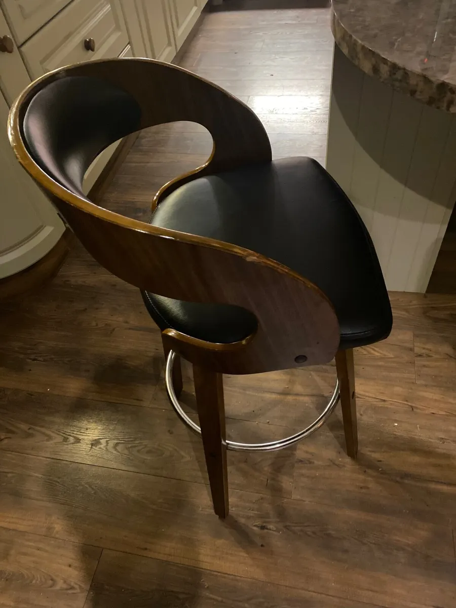 Kitchen stools