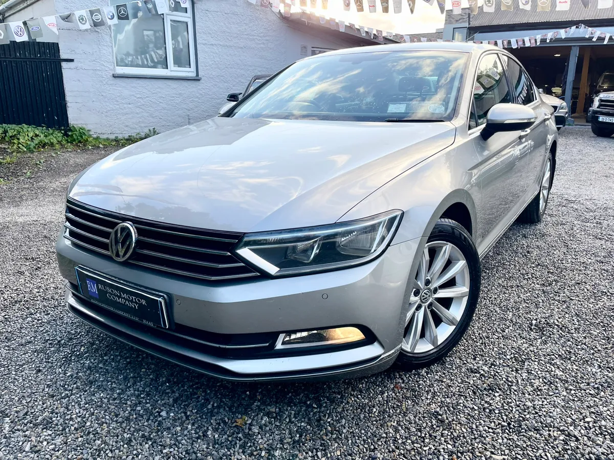 152 VW Passat HIGHLINE (WARRANTY//NEW NCT/TAX) - Image 1