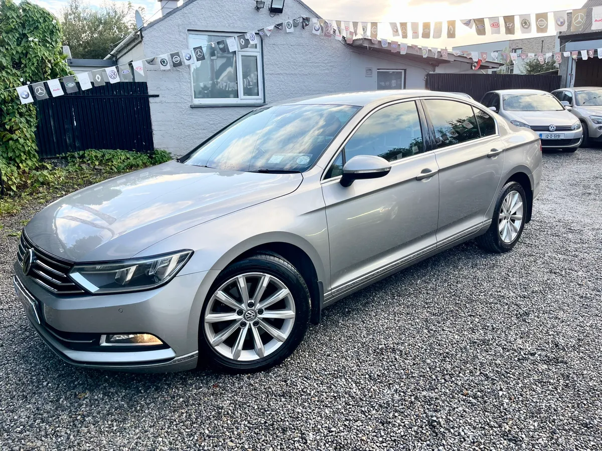 152 VW Passat HIGHLINE (WARRANTY//NEW NCT/TAX) - Image 2