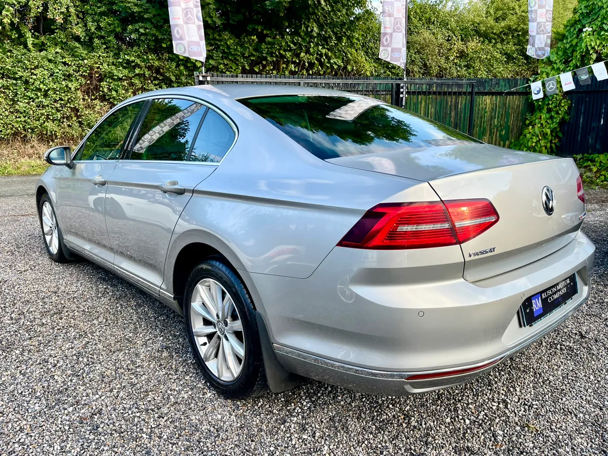 152 VW Passat HIGHLINE (WARRANTY//NEW NCT/TAX) - Image 3