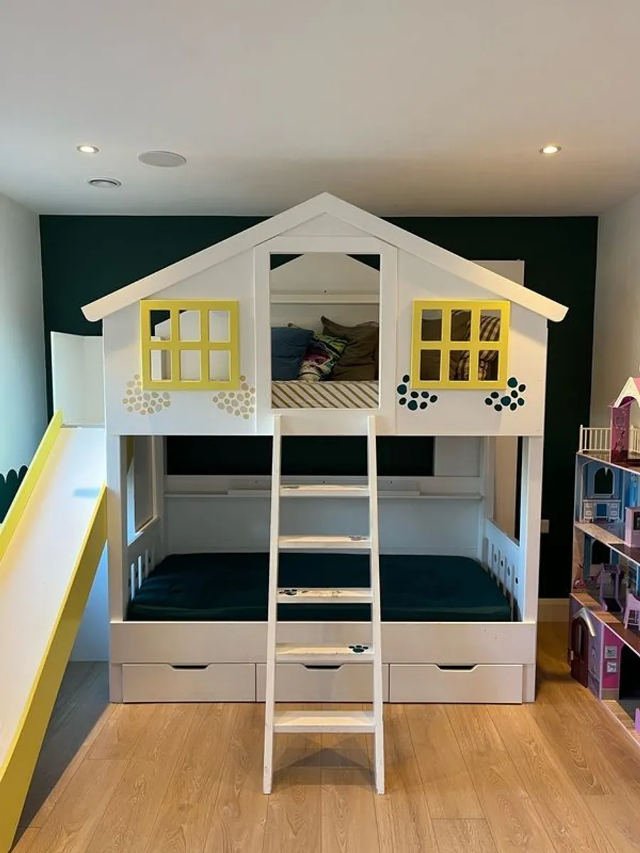Treehouse Bunkbeds - Image 1