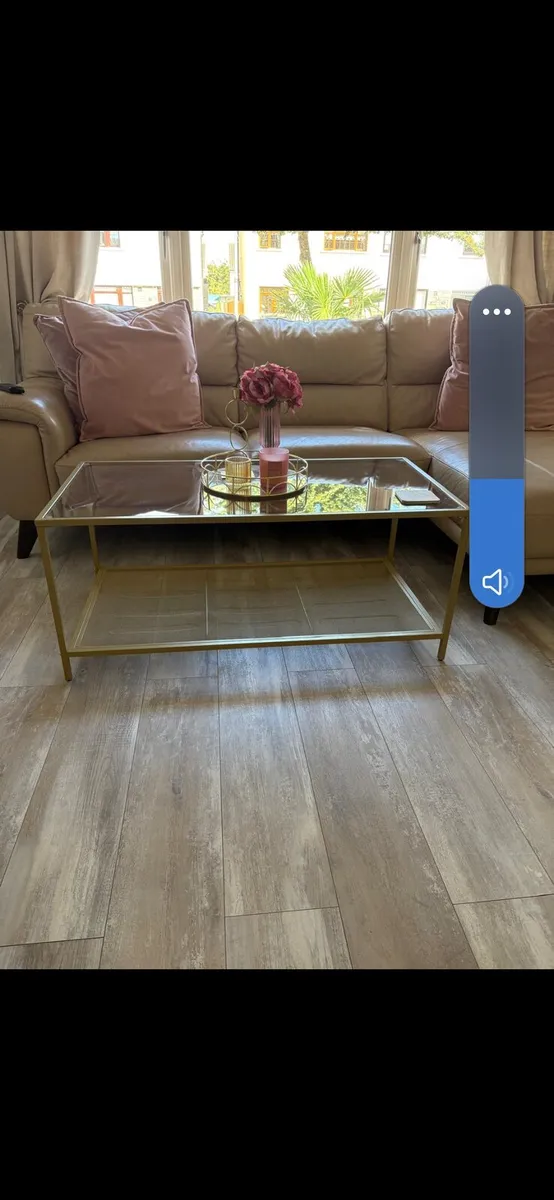 Coffee table - Image 1