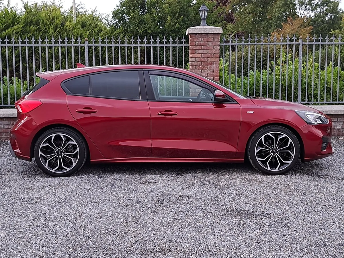 Ford Focus ST Line 125 Bhp 1.0 Turbo Petrol. - Image 3