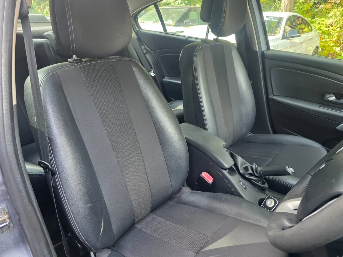 2012 Renault Fluence 1.5 DCI TOMTOM // NEW NCT - Image 4